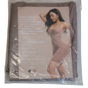Shapewear Nude Bodysuit Adjustable Straps Moderate Control Womens Medium